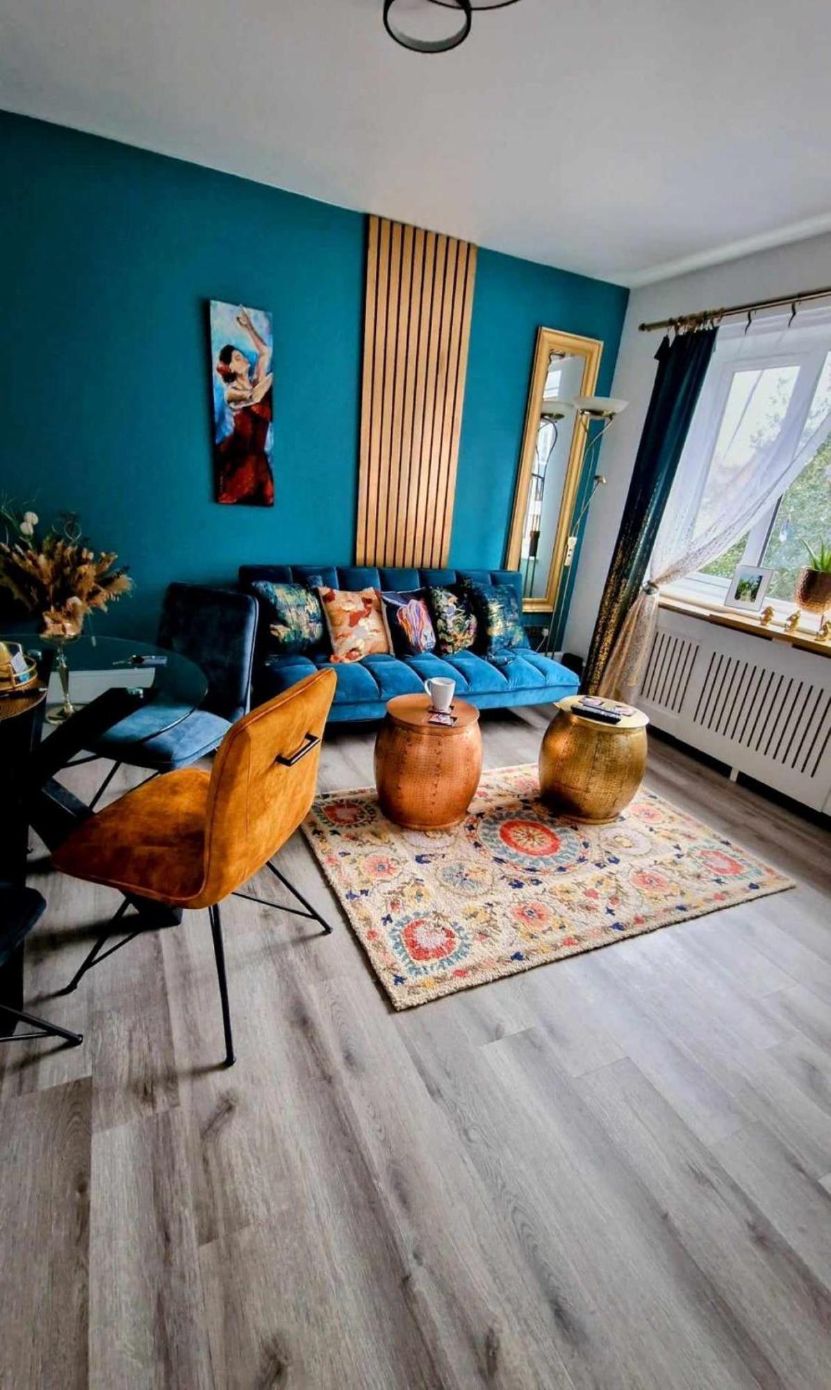 Luxury Town Centre Near River & Free Parking Appartement